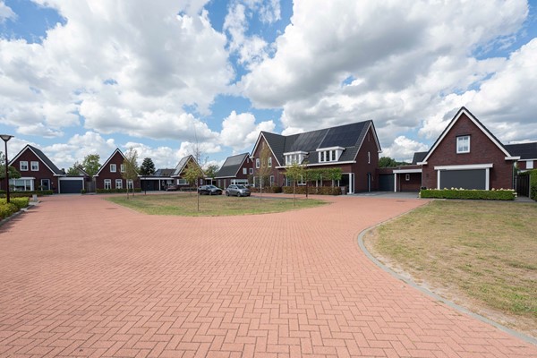 Medium property photo - De Reuzelaar 4, 4741 GZ Hoeven
